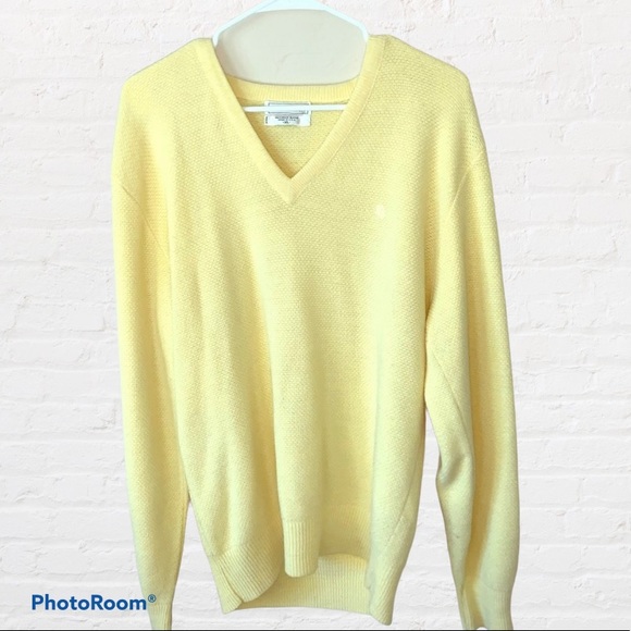 dior yellow sweater